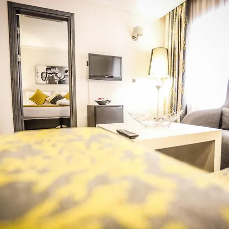 Koza Hotel 4*